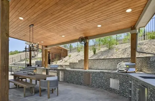 Crafting Austin Outdoor Kitchens: The Heart Of Backyard Gatherings